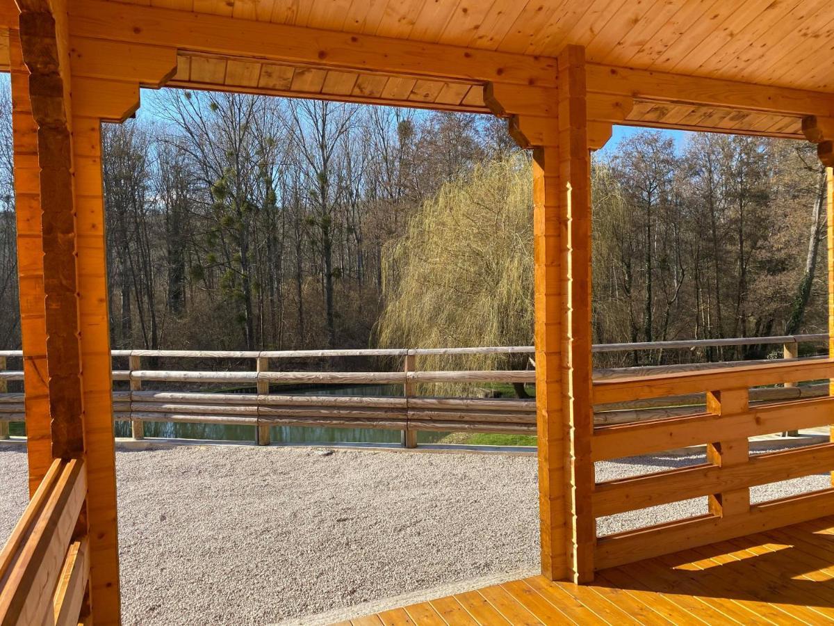 Les Chalets Du Marais Saint-Pierre-Aigle Екстер'єр фото